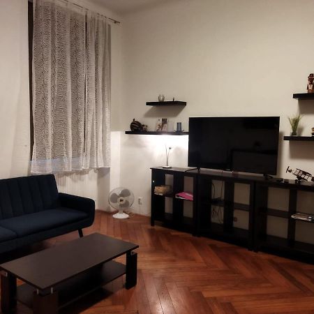 Tiva Downtown Apartments Прага Екстер'єр фото